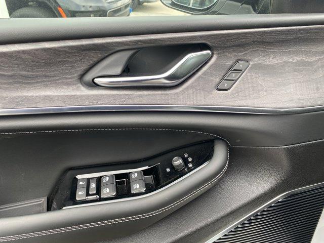 2024 Jeep Grand Cherokee 4xe Vehicle Photo in Doylsetown, PA 18901
