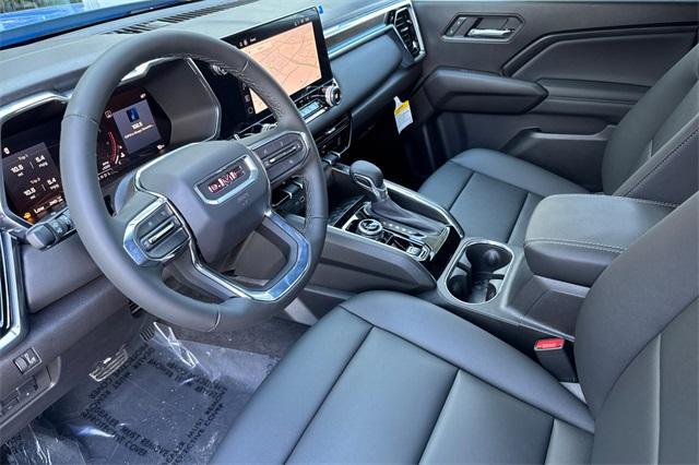 2025 GMC Canyon Vehicle Photo in ELK GROVE, CA 95757-8703