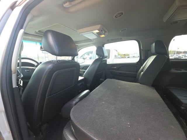 2014 GMC Yukon XL Vehicle Photo in ENGLEWOOD, CO 80113-6708