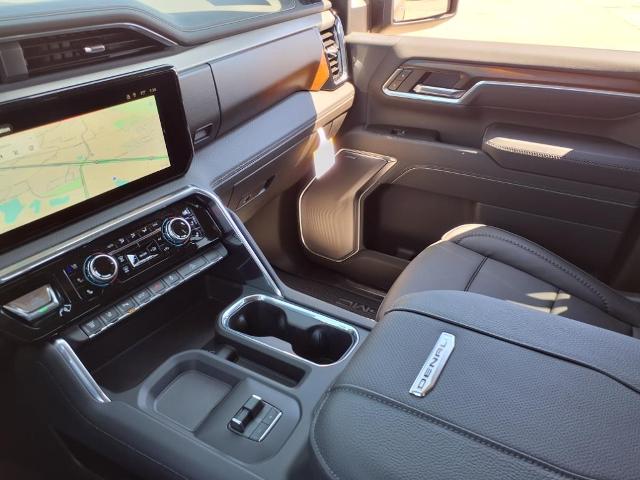 2025 GMC Sierra 2500 HD Vehicle Photo in Denton, TX 76205