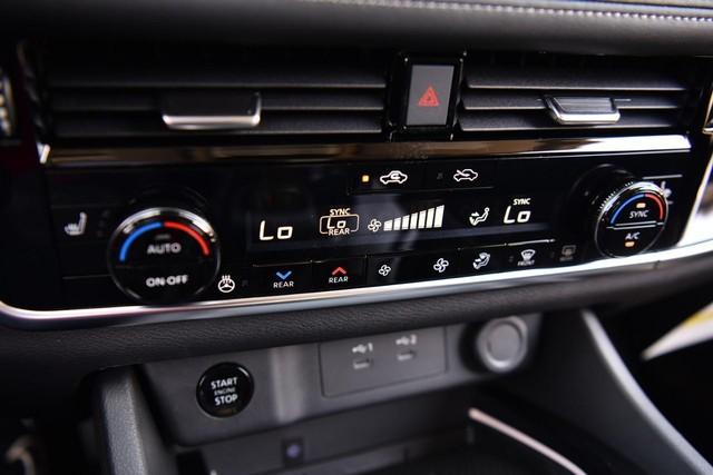 2025 Nissan Rogue Vehicle Photo in Ballwin, MO 63011