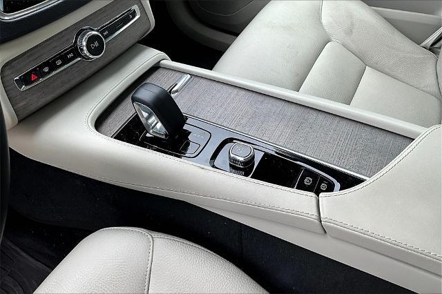 2023 Volvo XC90 Vehicle Photo in Grapevine, TX 76051
