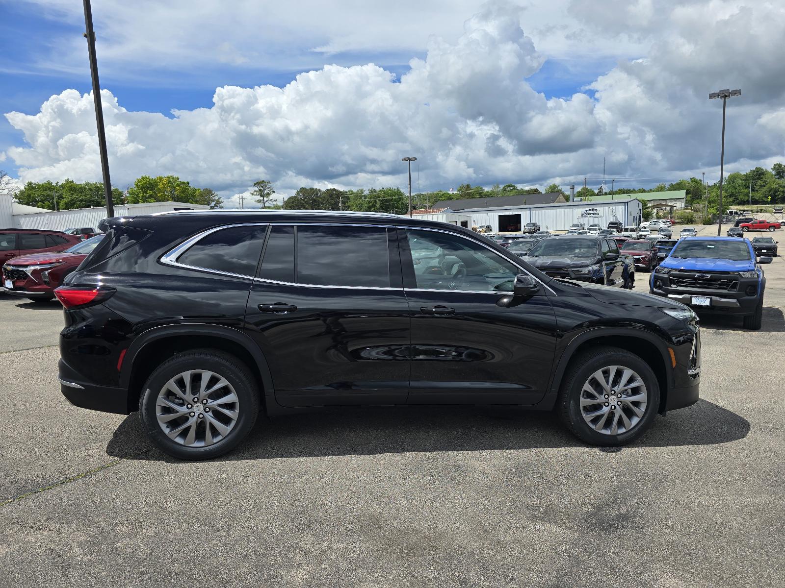 2025 Buick Enclave Vehicle Photo in Rolla, MO 65401