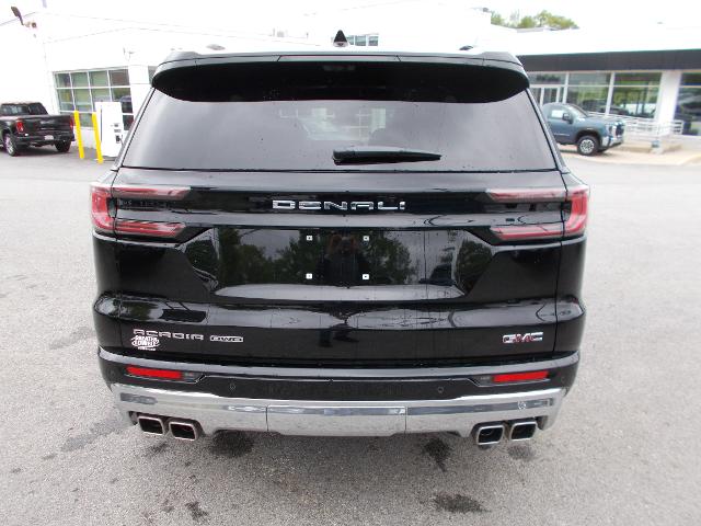 2025 GMC Acadia Vehicle Photo in LOWELL, MA 01852-4336