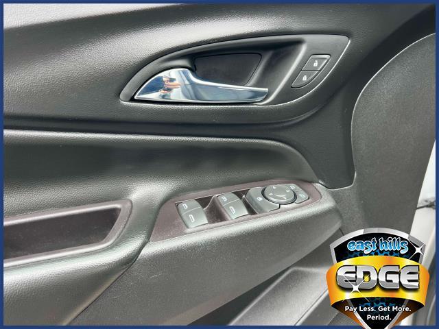 2022 Chevrolet Equinox Vehicle Photo in Roslyn, NY 11576