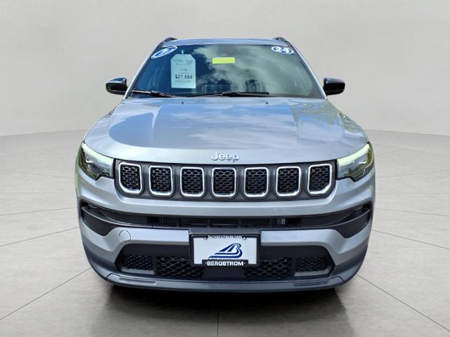 2014 Jeep Cherokee Vehicle Photo in Oshkosh, WI 54904