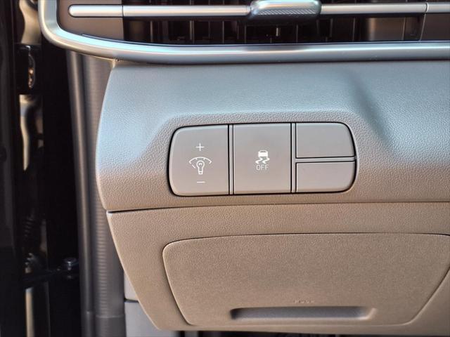 2025 Hyundai ELANTRA Vehicle Photo in Peoria, IL 61615