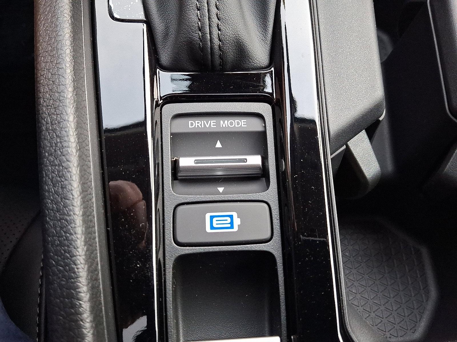 2025 Honda Accord Hybrid Vehicle Photo in Harrisburg, PA 17111