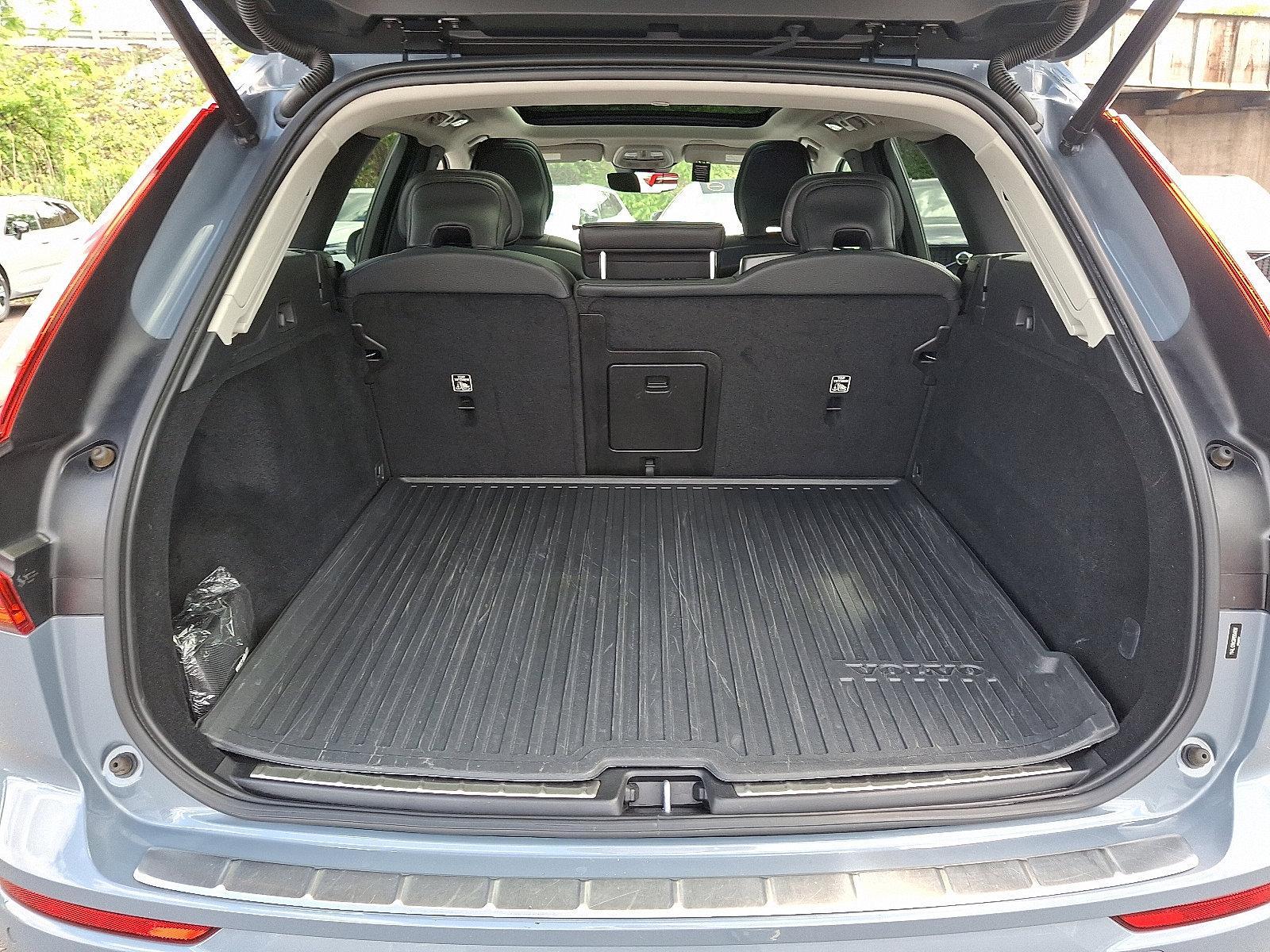 2022 Volvo XC60 Vehicle Photo in Trevose, PA 19053