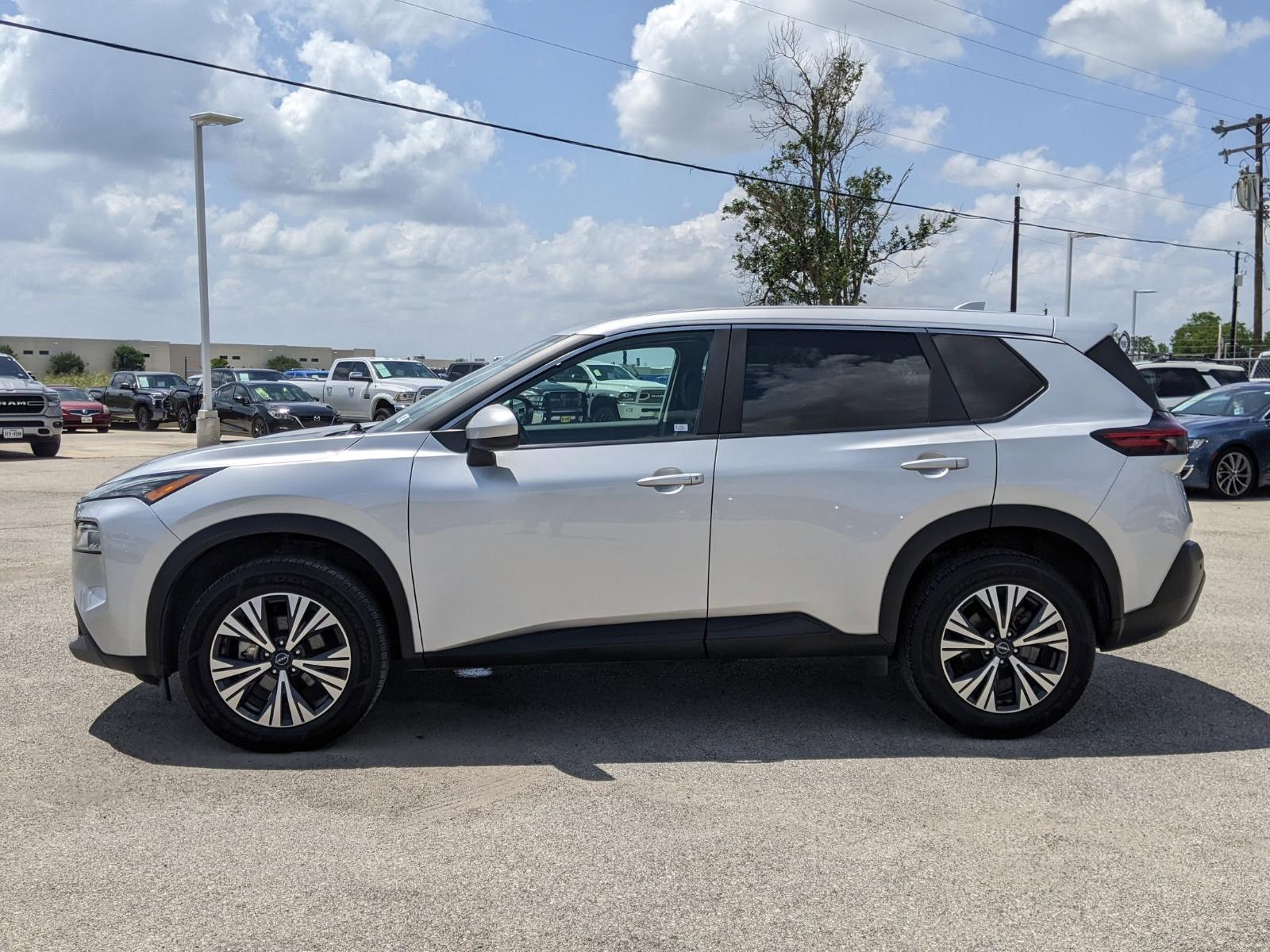 2023 Nissan Rogue Vehicle Photo in Seguin, TX 78155