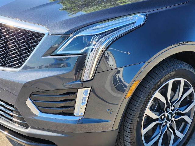 2021 Cadillac XT5 Vehicle Photo in DENTON, TX 76210-9321
