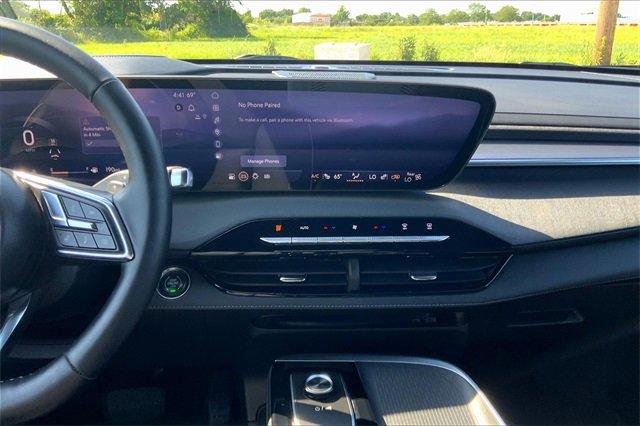 2025 Buick Enclave Vehicle Photo in TOPEKA, KS 66609-0000