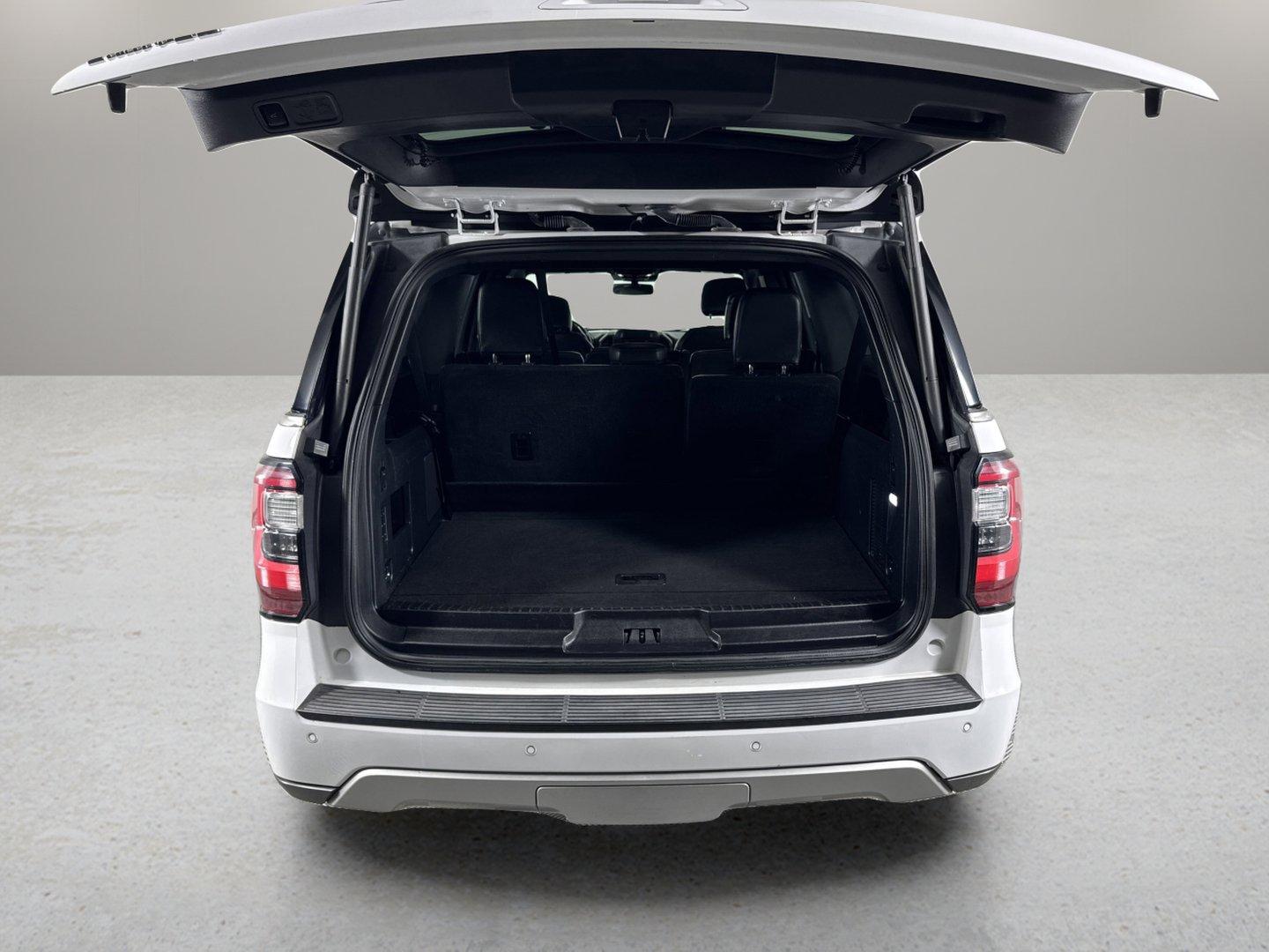 2021 Ford Expedition Max Vehicle Photo in GEORGETOWN, TX 78626-7508