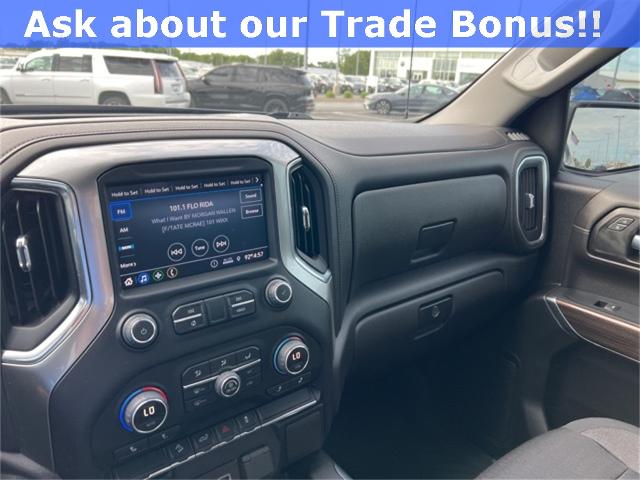 2021 Chevrolet Silverado 1500 Vehicle Photo in GREEN BAY, WI 54304-5303