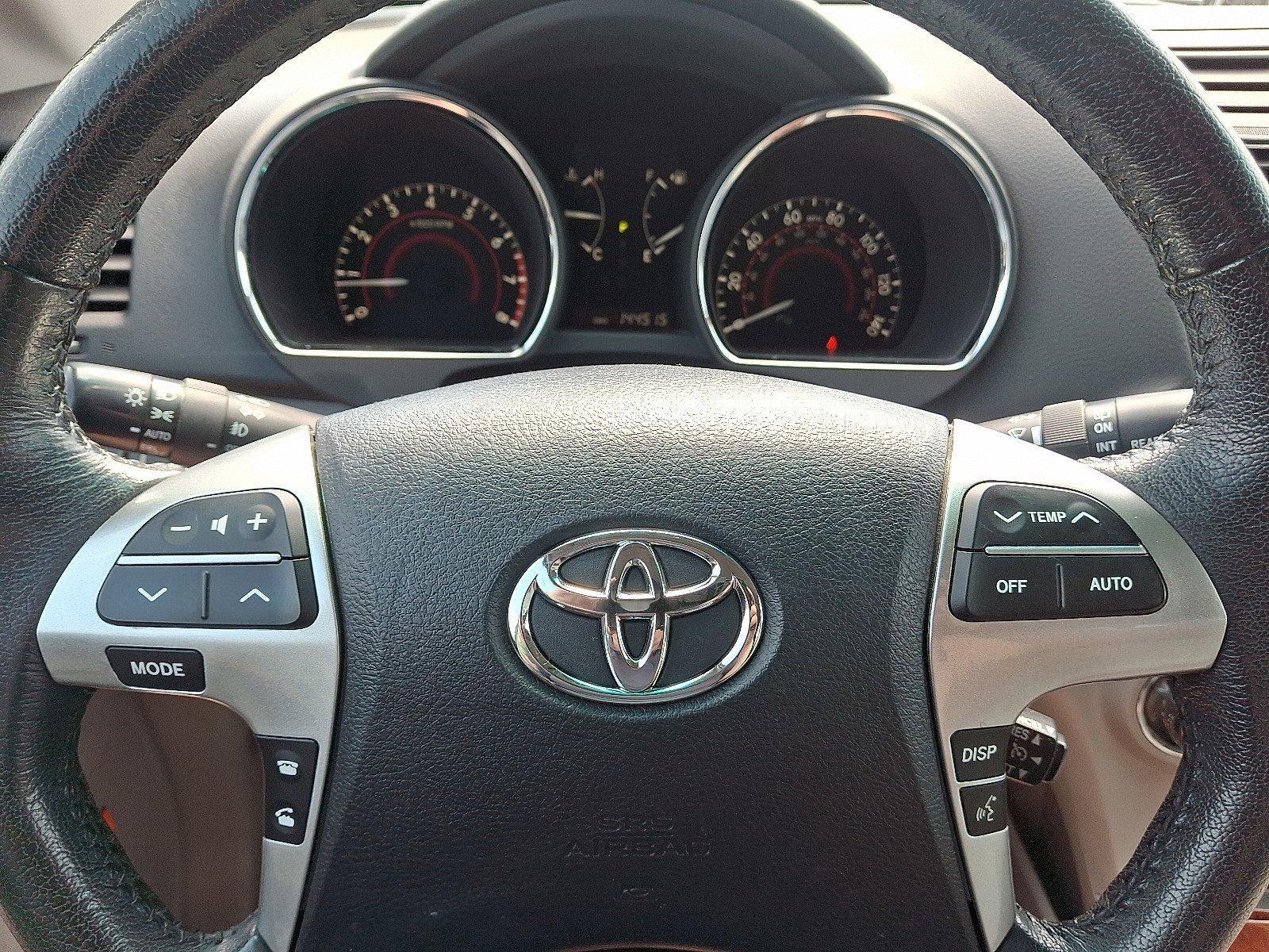2013 Toyota Highlander Vehicle Photo in Harrisburg, PA 17111
