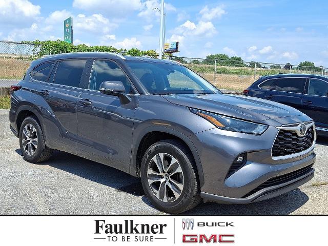 2023 Toyota Highlander Vehicle Photo in HARRISBURG, PA 17111-1033