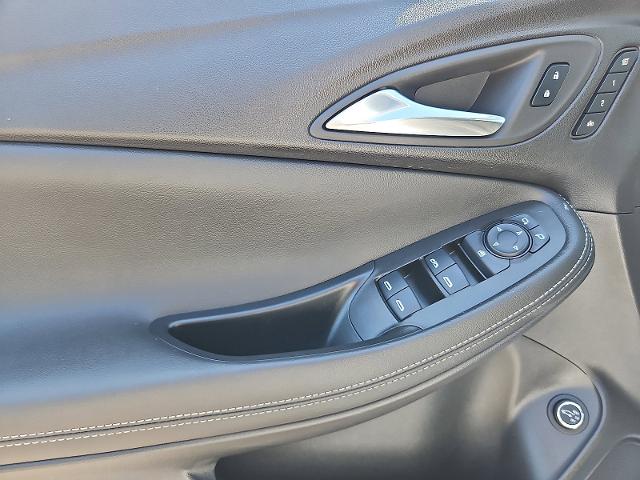2023 Buick Encore GX Vehicle Photo in TREVOSE, PA 19053-4984