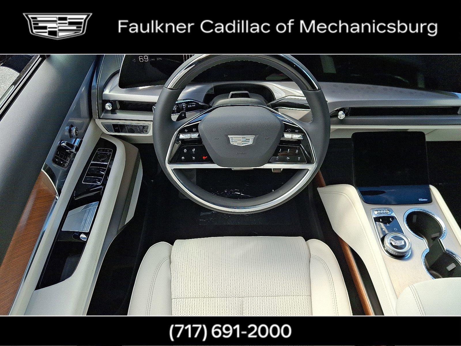 2026 Cadillac VISTIQ Vehicle Photo in MECHANICSBURG, PA 17050-1707
