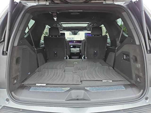 2025 Cadillac Escalade Vehicle Photo in TREVOSE, PA 19053-4984