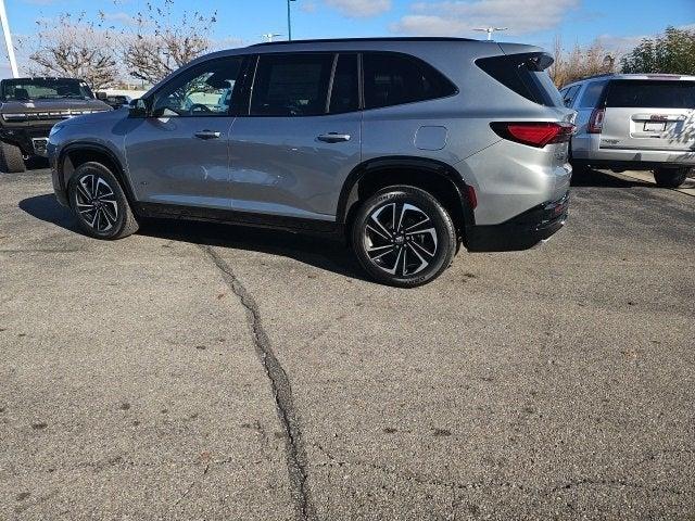 2025 Buick Enclave Vehicle Photo in Fishers, IN 46038