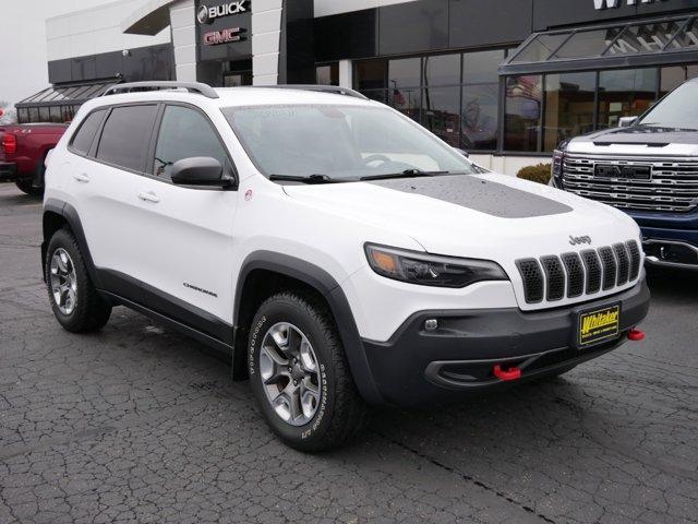 Used 2019 Jeep Cherokee Trailhawk with VIN 1C4PJMBN1KD487460 for sale in Forest Lake, Minnesota