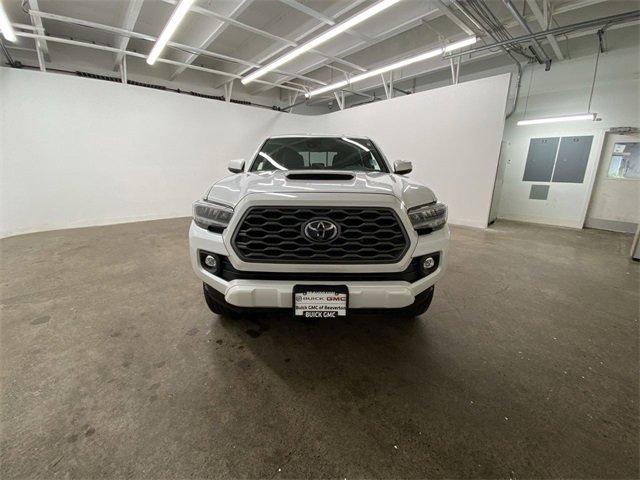 2022 Toyota Tacoma 4WD Vehicle Photo in PORTLAND, OR 97225-3518