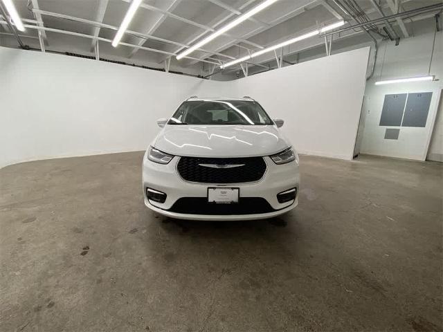 2022 Chrysler PACIF Vehicle Photo in PORTLAND, OR 97225-3518