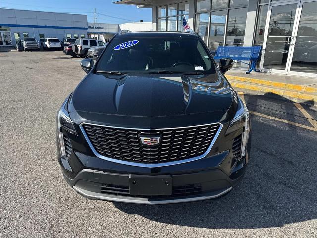 2022 Cadillac XT4 Premium Luxury photo 2