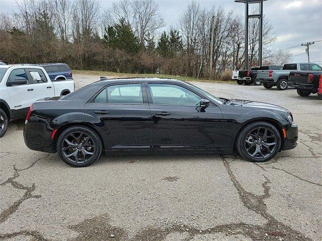 2022 Chrysler 300 Vehicle Photo in MILFORD, OH 45150-1684