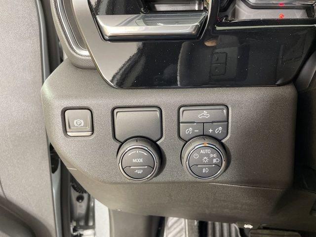 2025 Chevrolet Silverado 1500 Vehicle Photo in PHOENIX, AZ 85014-3381