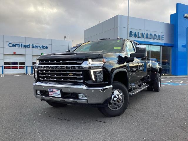 2022 Chevrolet Silverado 3500 HD Vehicle Photo in GARDNER, MA 01440-3110