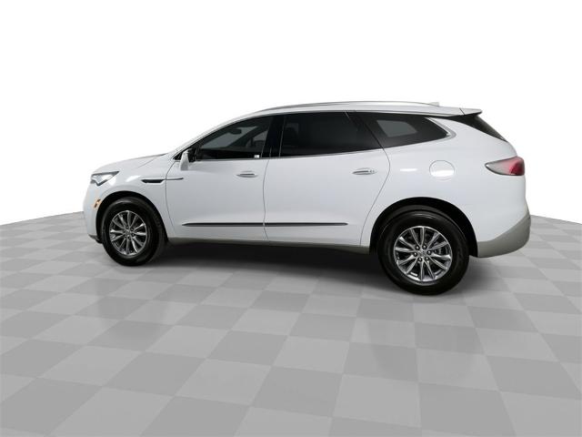 2024 Buick Enclave Vehicle Photo in GILBERT, AZ 85297-0402