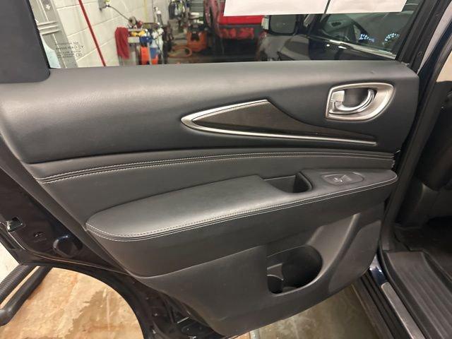 2017 INFINITI QX60 Vehicle Photo in MEDINA, OH 44256-9631