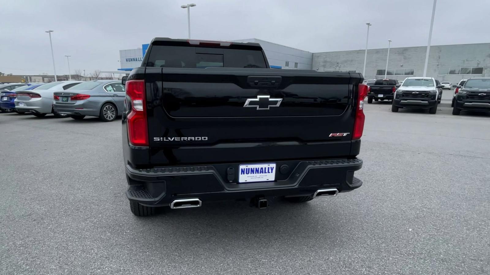 2025 Chevrolet Silverado 1500 Vehicle Photo in BENTONVILLE, AR 72712-4322