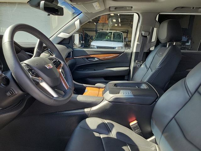 2017 Cadillac Escalade Vehicle Photo in POMPANO BEACH, FL 33064-7091