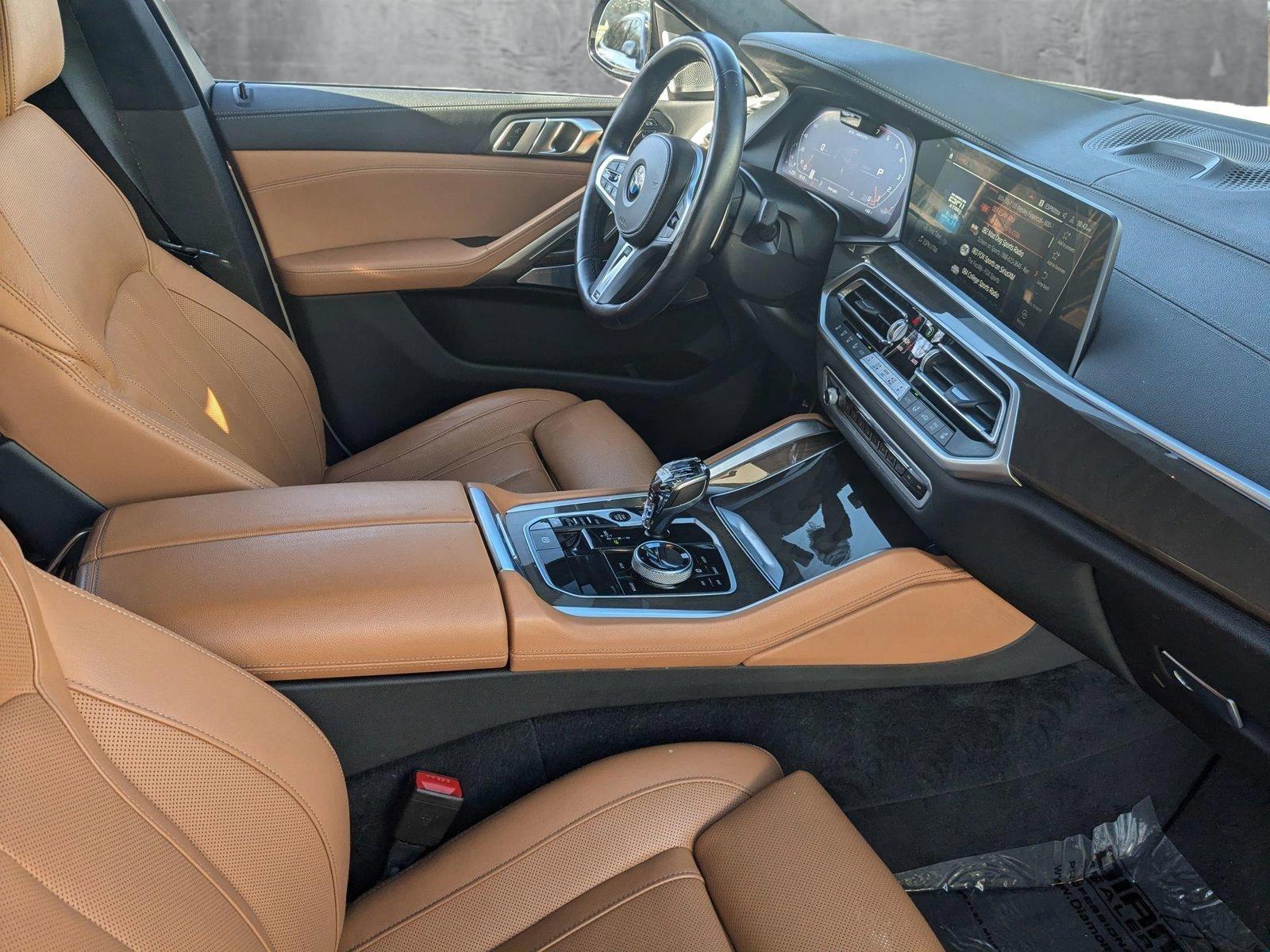 2022 BMW X6 M50i Vehicle Photo in Towson, MD 21204