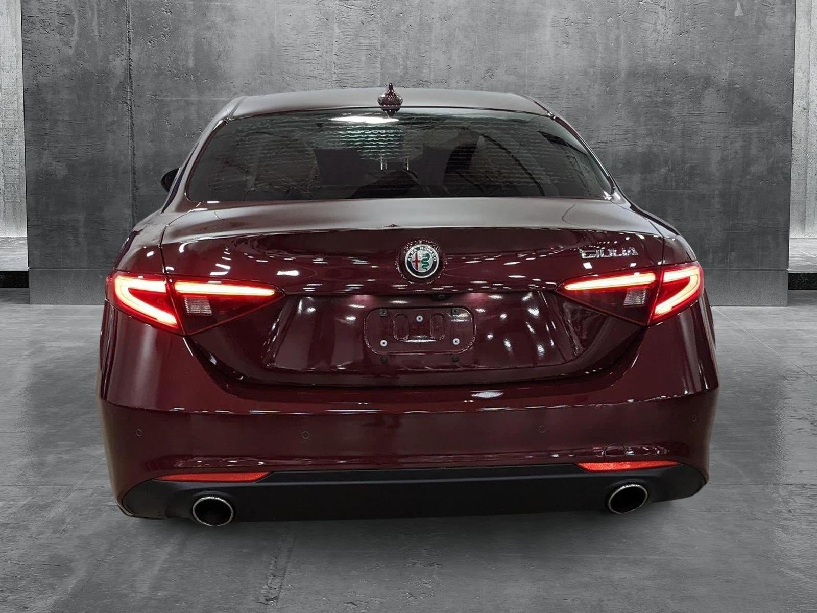 2019 Alfa Romeo Giulia Vehicle Photo in Pompano Beach, FL 33064