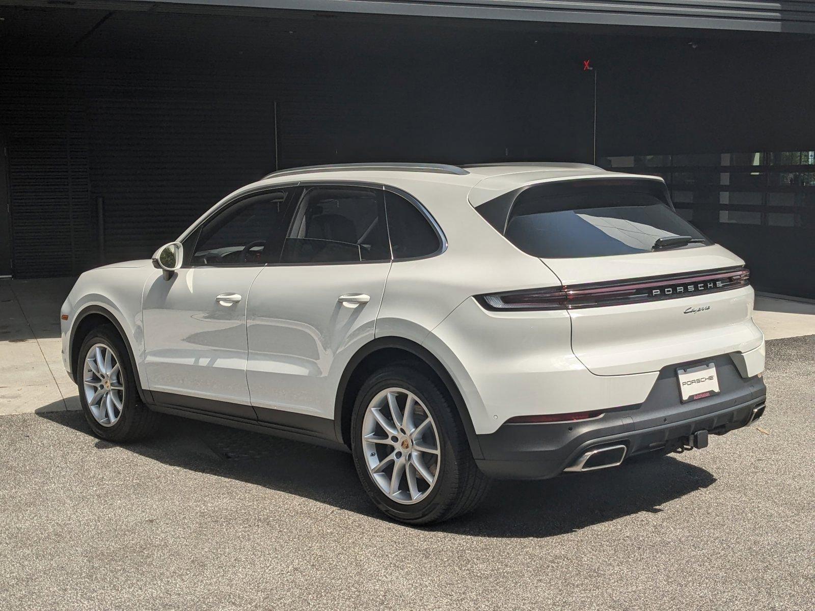 2024 Porsche Cayenne Vehicle Photo in Towson, MD 21204