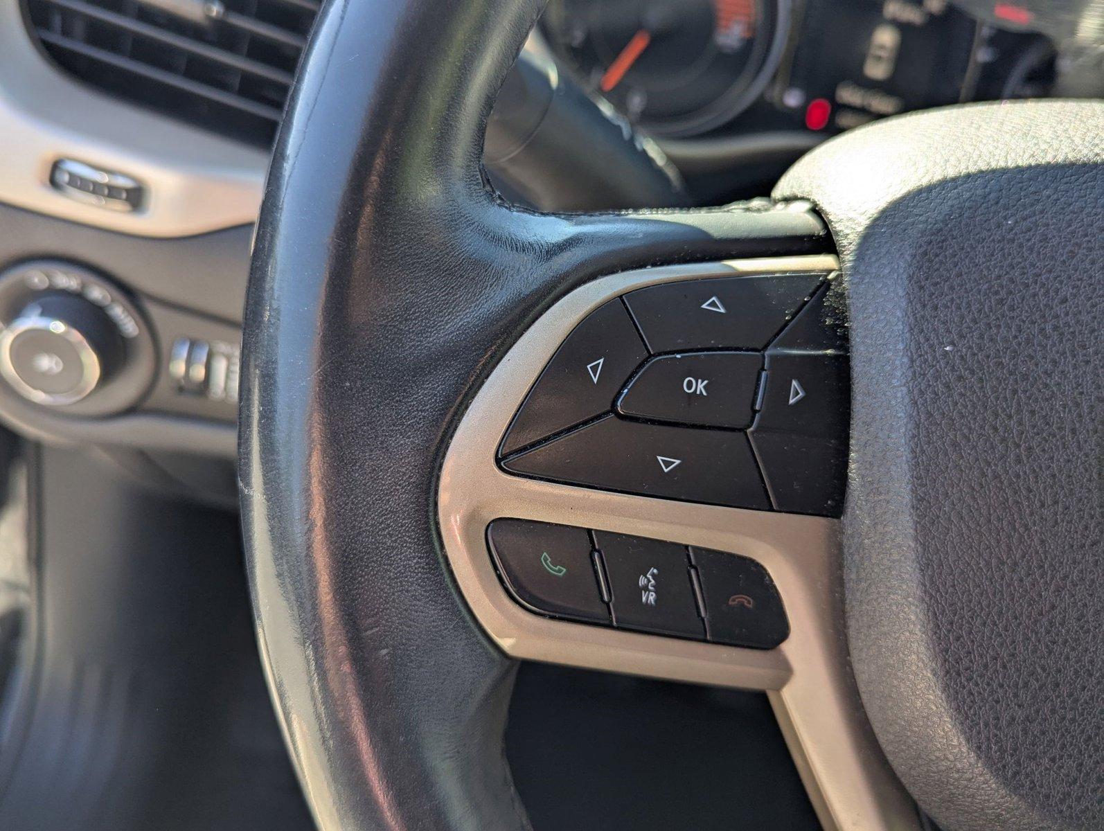 2017 Jeep Cherokee Vehicle Photo in Delray Beach, FL 33444