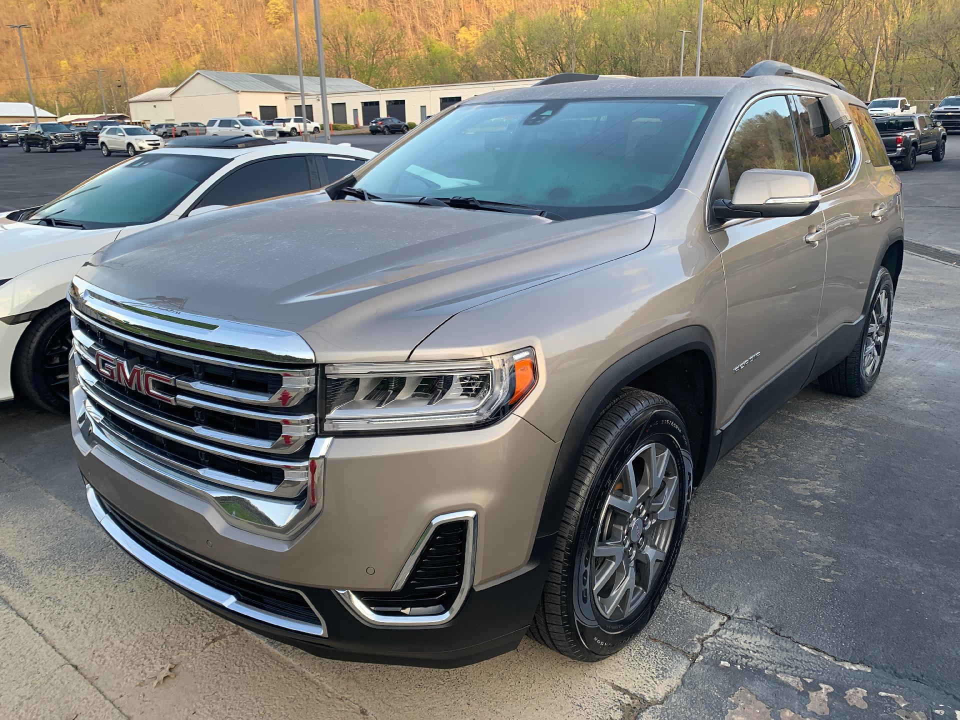 Used 2022 GMC Acadia SLE with VIN 1GKKNRL49NZ148264 for sale in Pikeville, KY