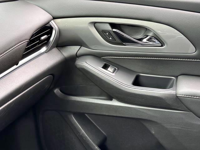 2022 Chevrolet Traverse Vehicle Photo in Roslyn, NY 11576