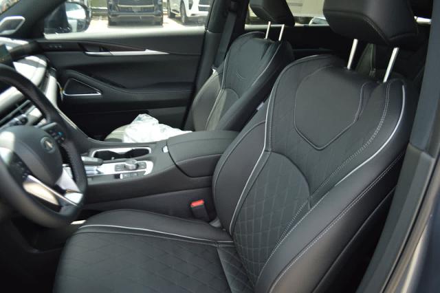2025 INFINITI QX60 Vehicle Photo in Houston, TX 77090