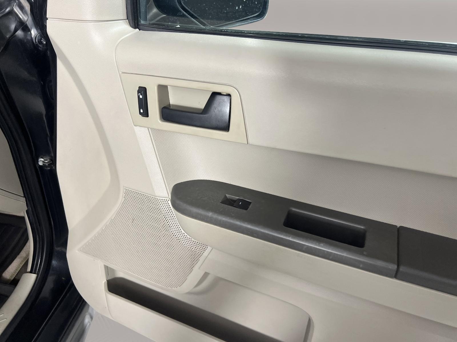 2011 Ford Escape Vehicle Photo in GEORGETOWN, TX 78626-7508