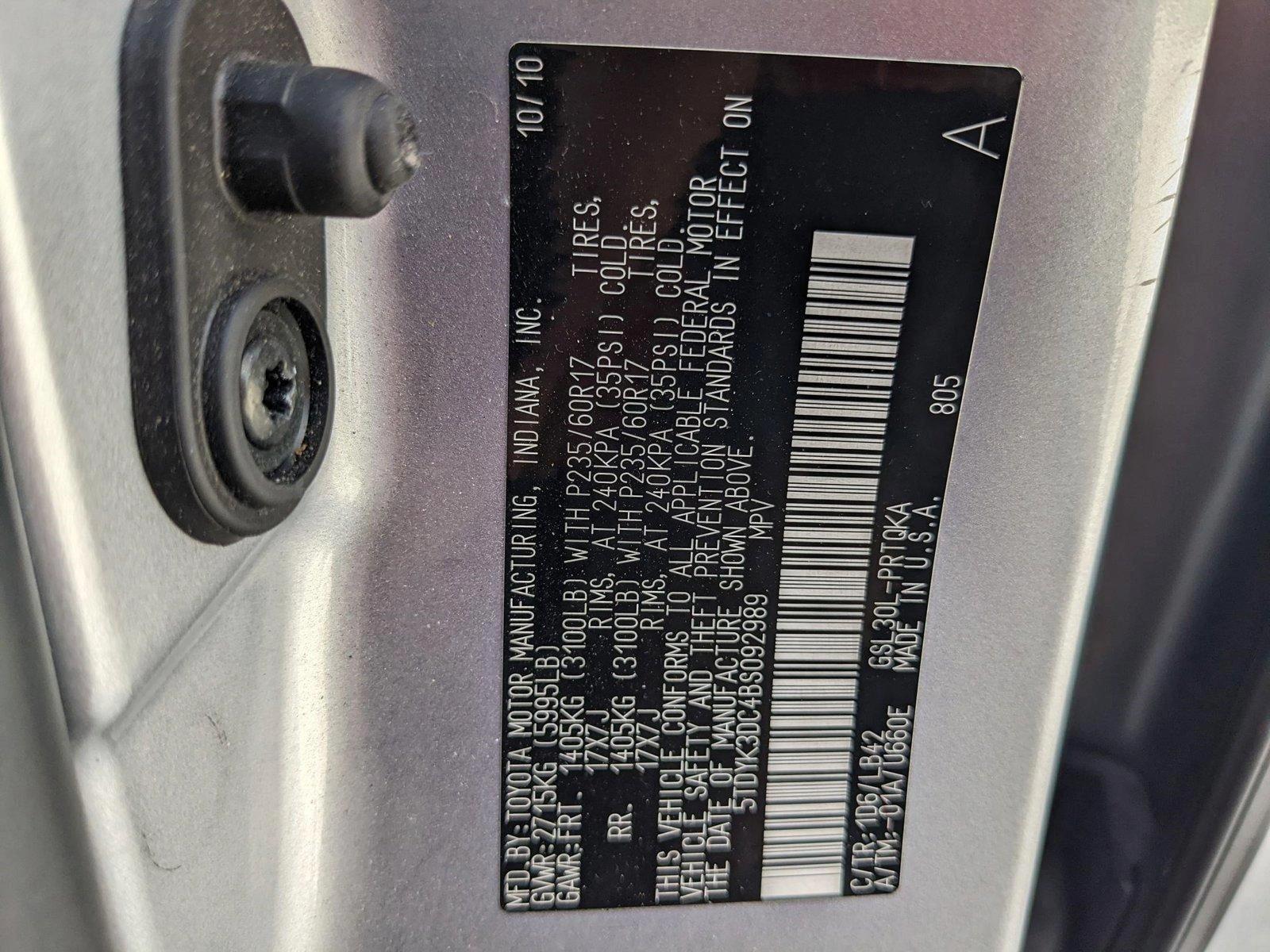 2011 Toyota Sienna Vehicle Photo in Davie, FL 33331