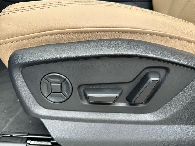 2025 Audi Q8 Vehicle Photo in HOUSTON, TX 77090