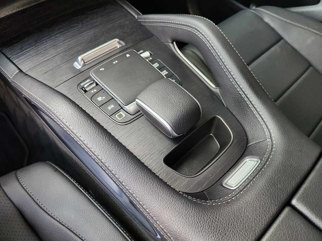 2025 Mercedes-Benz GLE Vehicle Photo in HOUSTON, TX 77079