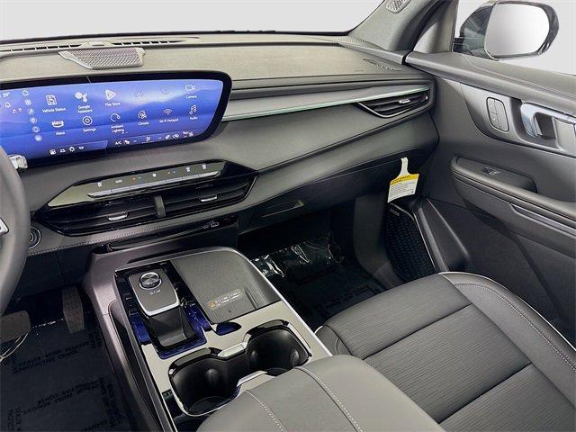 2025 Buick Enclave Vehicle Photo in PUYALLUP, WA 98371-4149