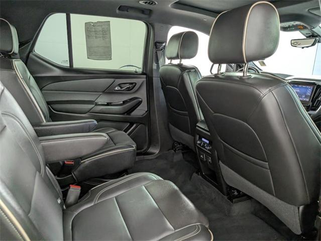 2023 Chevrolet Traverse Vehicle Photo in ENGLEWOOD, CO 80113-6708