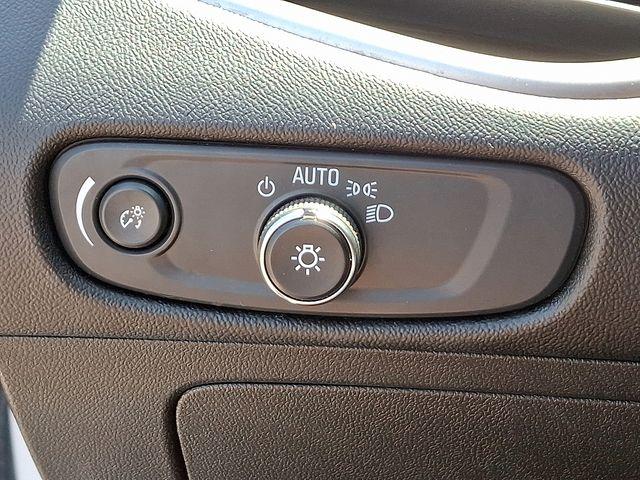 2024 Chevrolet Malibu Vehicle Photo in DANBURY, CT 06810-5034