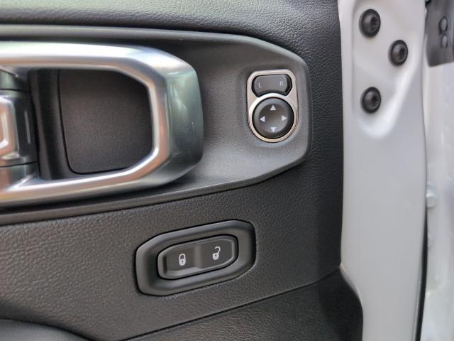 2024 Jeep Wrangler Vehicle Photo in Savannah, GA 31419